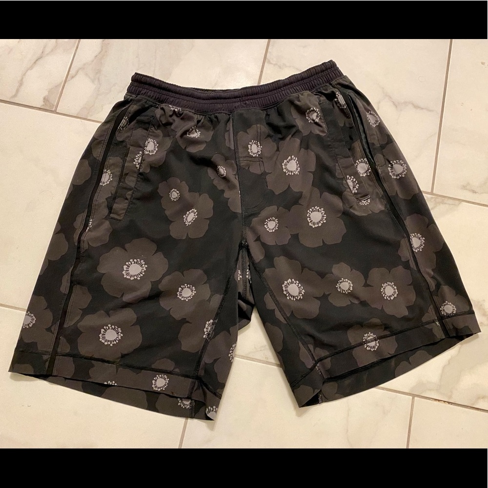Lululemon Pace Breaker Lined Short 7"
